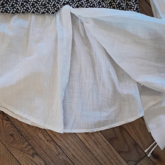 Anthropology Jacquard Vest and Blouse VNeck Size Small - Picture 11 of 12